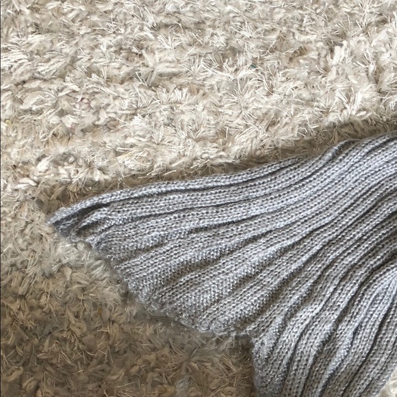 Girls Gray Mermaid Tail Blanket - Picture 3 of 5